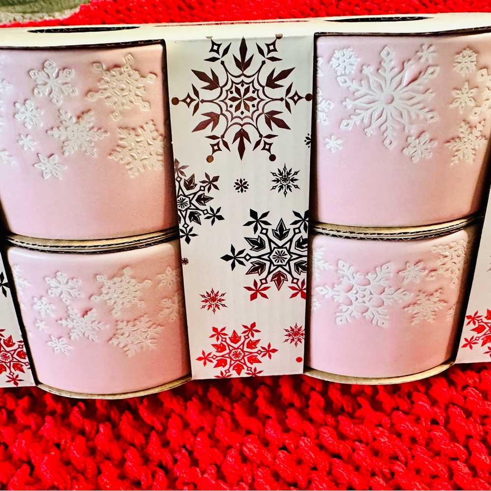 Pink snowflake ramekins set of 4